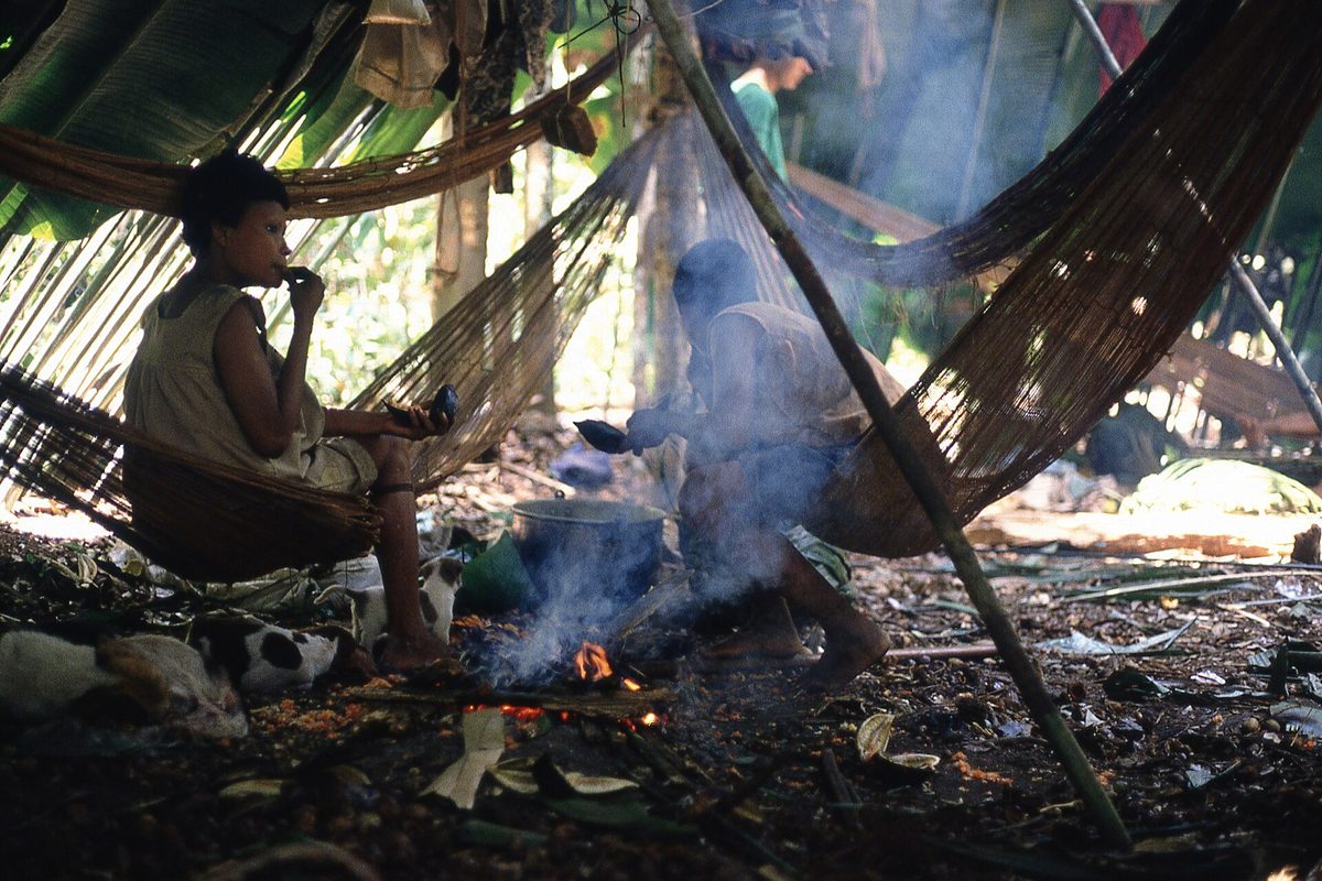 How to Cook Your Own Meals While Traveling