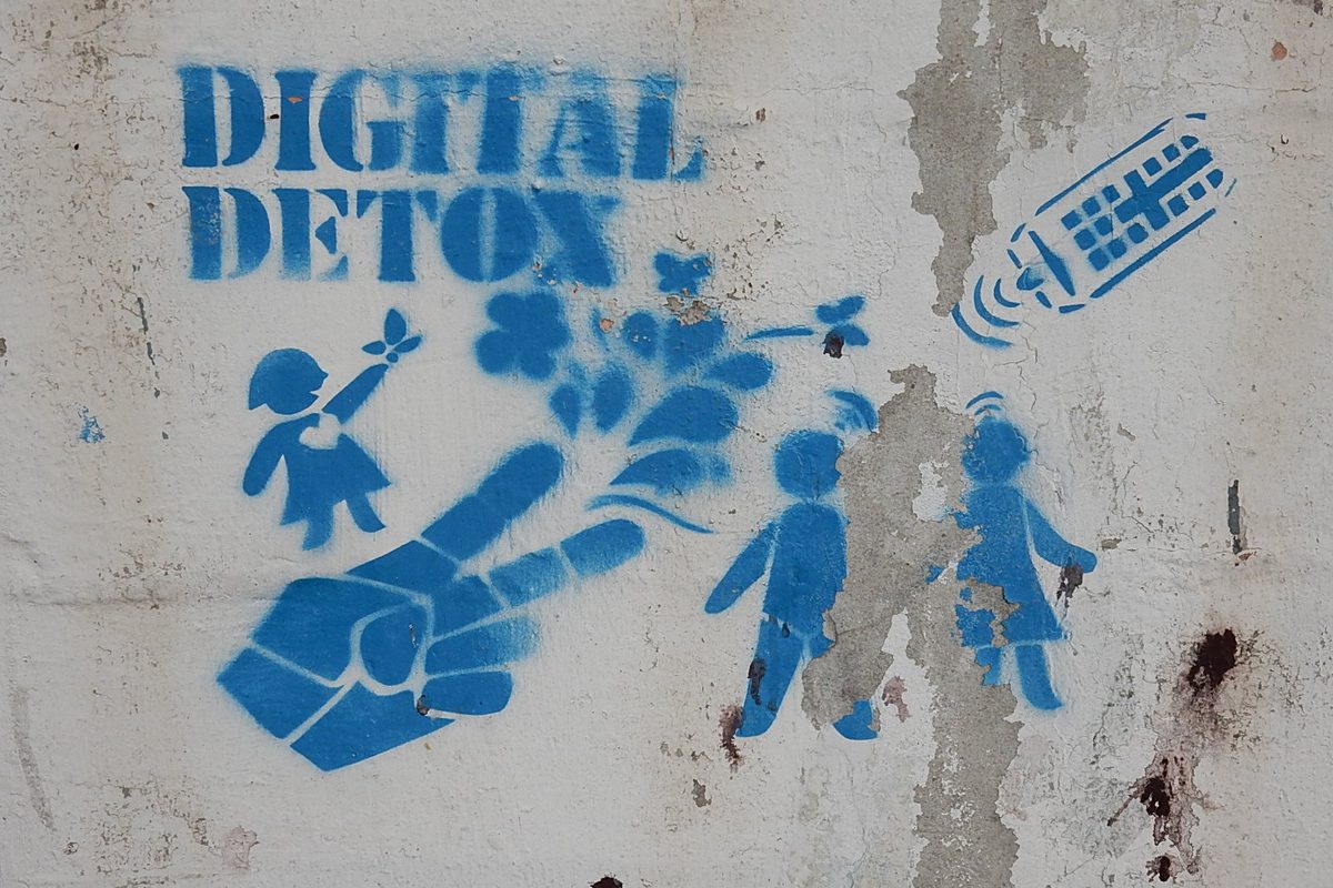 My 7-Day Digital Detox: Finding Peace Without Social Media