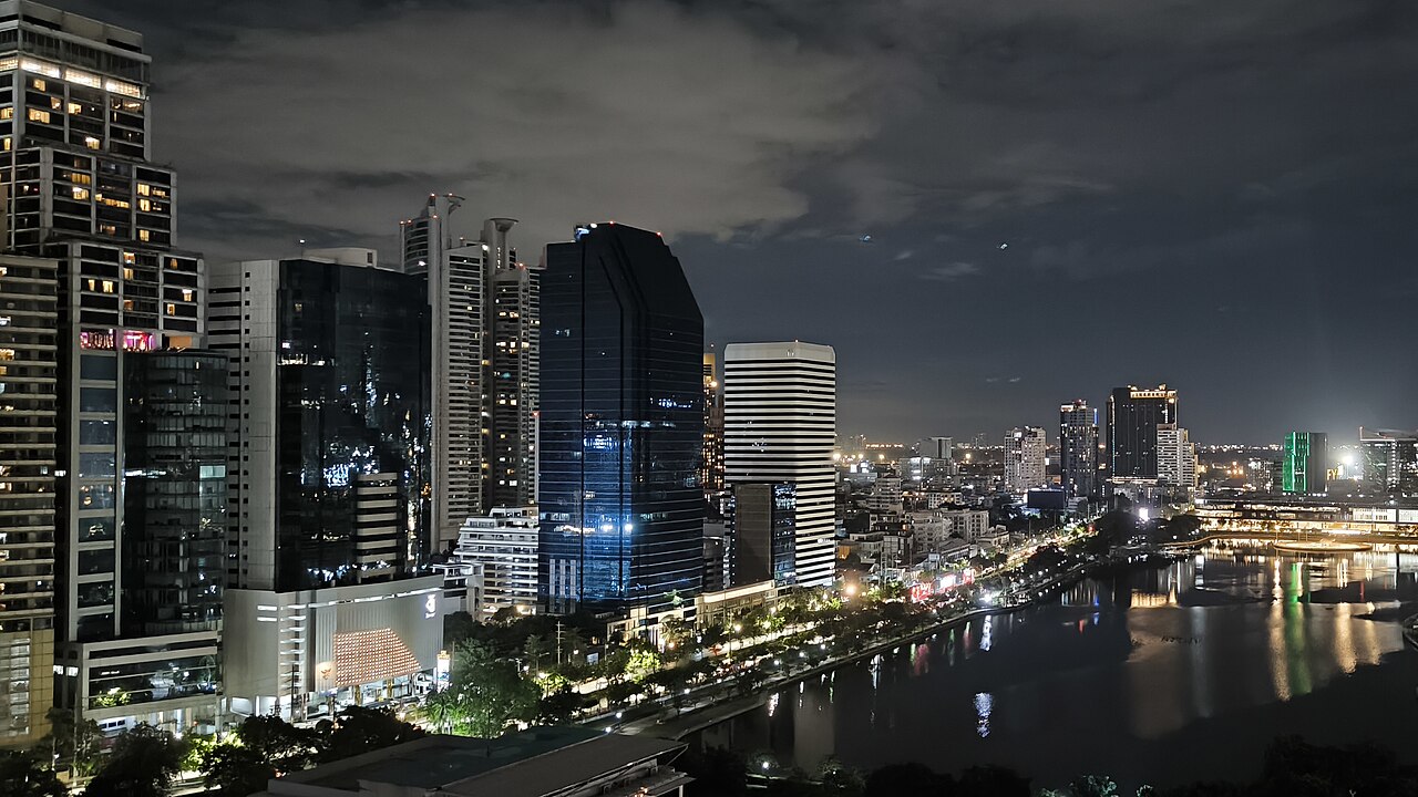 Bangkok, Thailand, Benjakitti Park, 2024