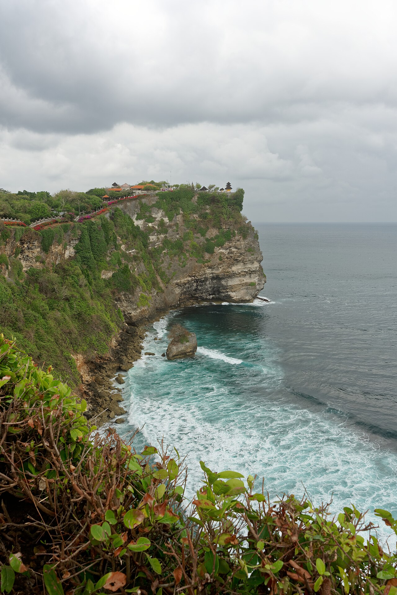 Cliffs of Uluwatu, Bali, Indonesia, 20220826 1006 1038