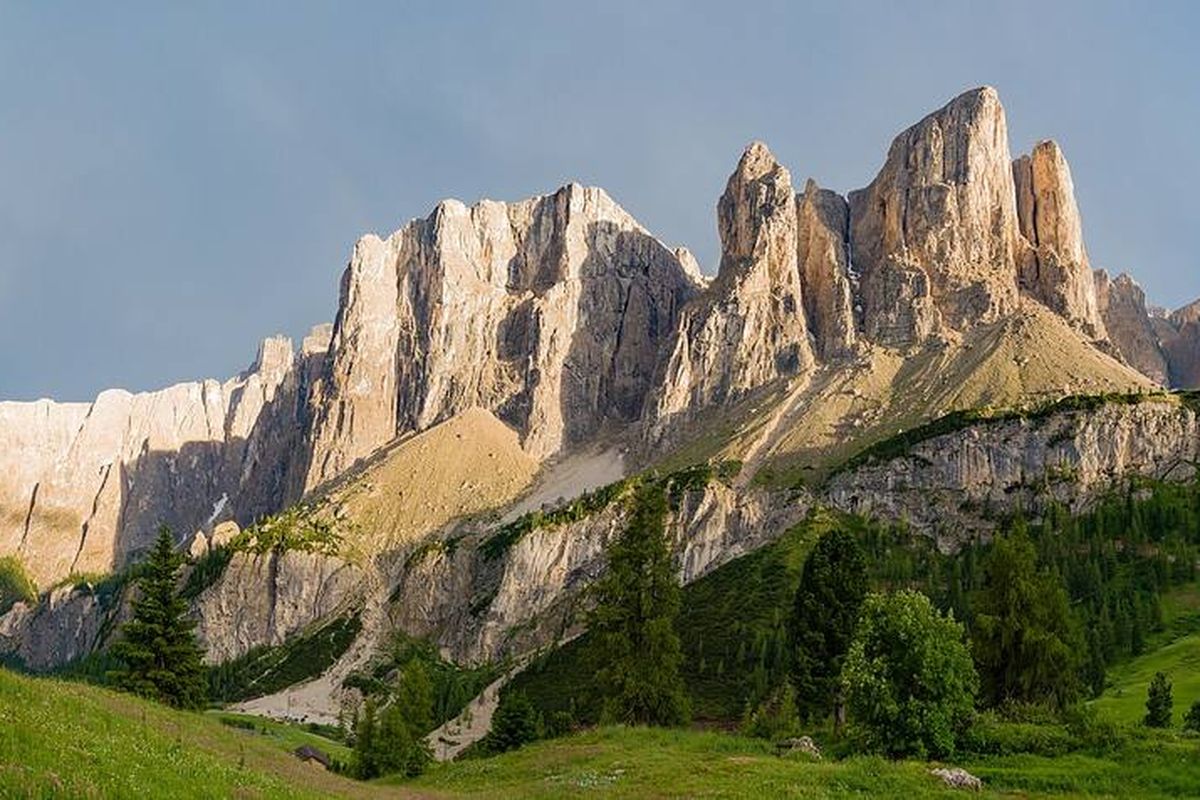 Italy Travel Guide: The Dolomites and Slow Tuscany Trips