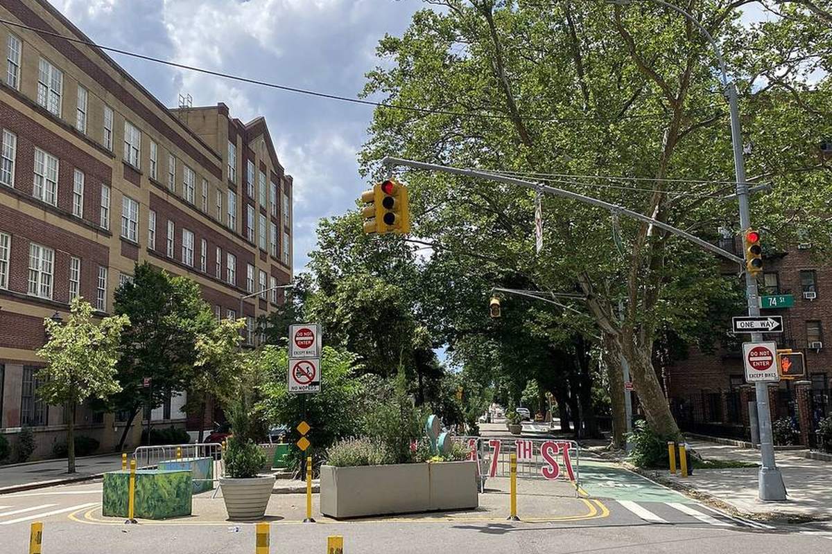 "Where to Stay in NYC 2026: Neighborhood and Hotel Guide"